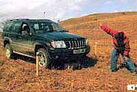       4x4   World`s Best Off-Roader contest.   Jeep Grand Cherokee 2.7 CRD             off-road